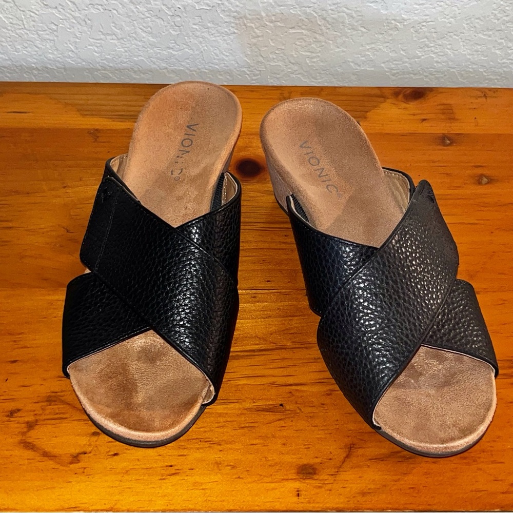 Vionic Black Crisscross Slide Mules with Tan Footbed